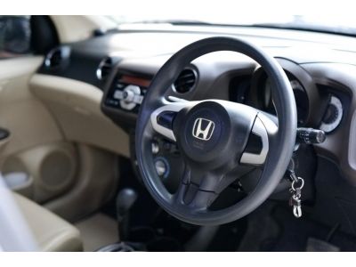 Honda Brio 1.2V A/T ปี 2012 รูปที่ 7